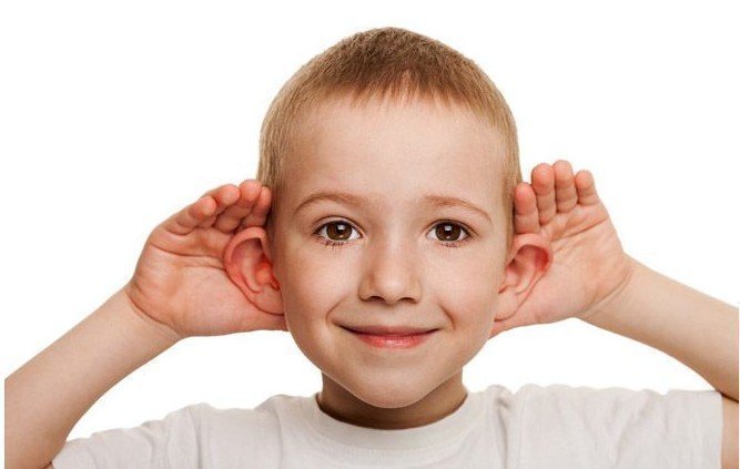 Έχει το παιδί σου πεταχτά αυτιά; Δες ποια είναι η λύση